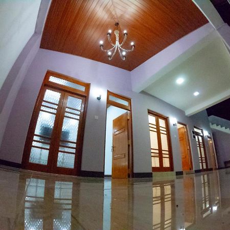 Innovick Residence Kandy Bagian luar foto