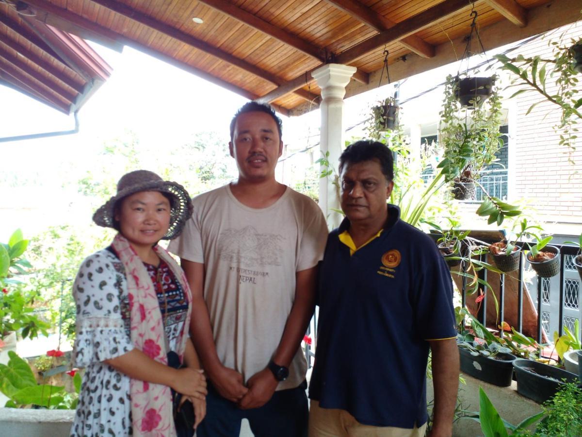 Innovick Residence Kandy Bagian luar foto