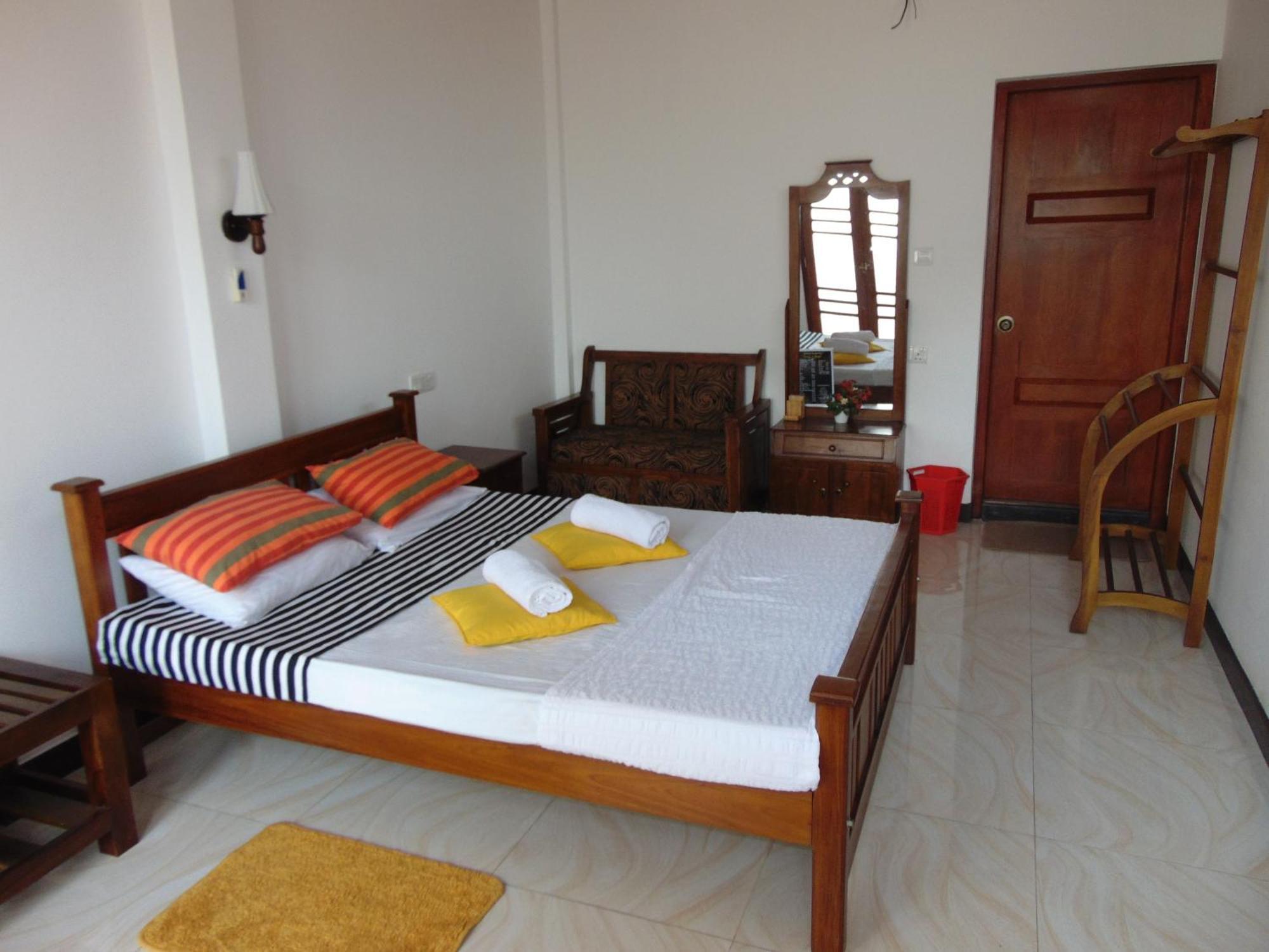 Innovick Residence Kandy Bagian luar foto