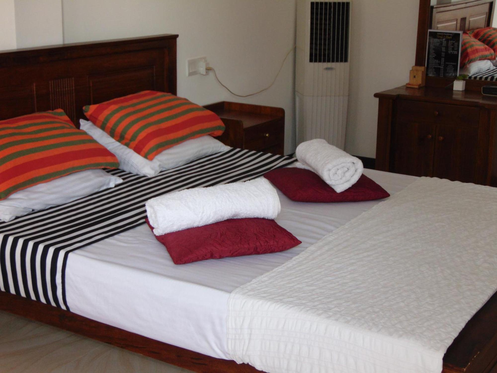 Innovick Residence Kandy Bagian luar foto